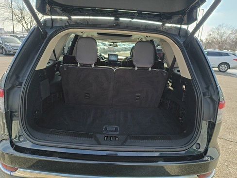 Used 2020 Lincoln Aviator Reserve w/ Equipment Group 202A image 16