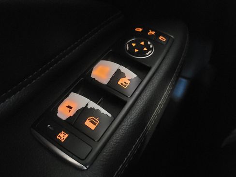 Used 2016 Mercedes-Benz GLE 400 4MATIC image 27