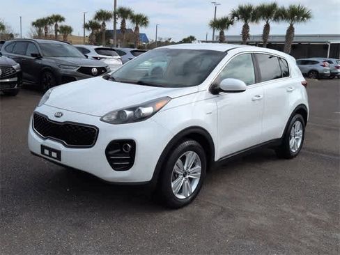 Used 2019 Kia Sportage LX image 4