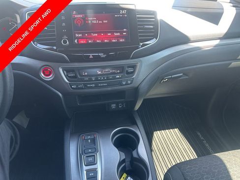 Used 2023 Honda Ridgeline Sport image 10
