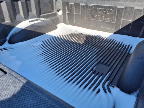 Used 2023 Ford F150 XLT image 19