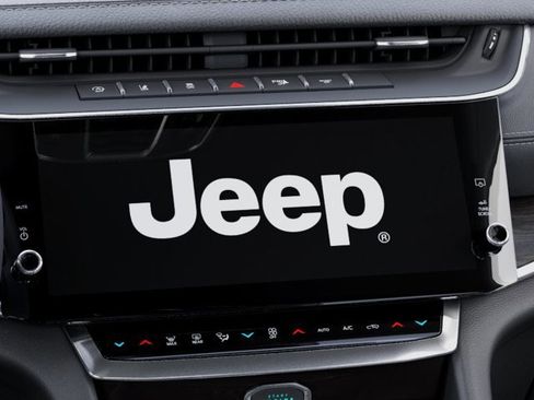 New 2026 Jeep Grand Cherokee L 4WD image 18