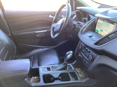 Used 2019 Ford Escape SEL image 21