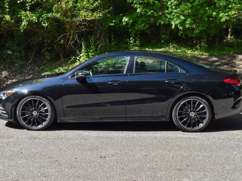 Used 2020 Mercedes-Benz CLA 250 image 4