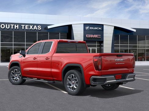 New 2026 GMC Sierra 1500 SLE image 3