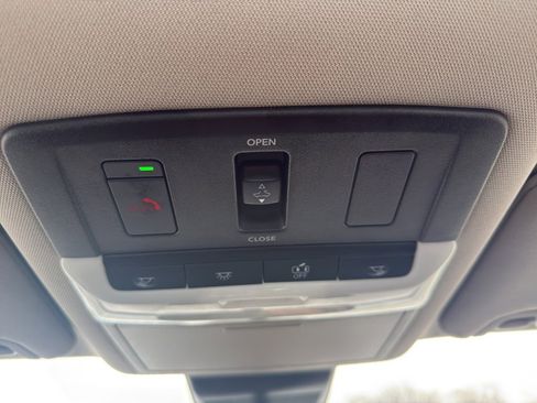 Certified 2024 Nissan Altima 2.5 SV w/ SV Premium Package image 23