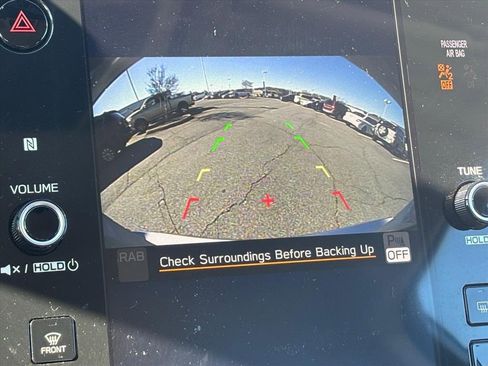 Used 2023 Subaru Legacy Limited image 4