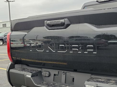 New 2026 Toyota Tundra SR image 7