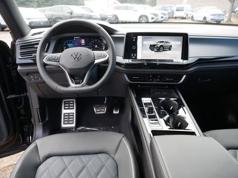 New 2026 Volkswagen Atlas Cross Sport SEL Premium R-Line AWD/4WD image 9