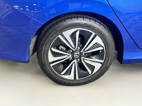 Used 2018 Honda Civic EX-T image 11