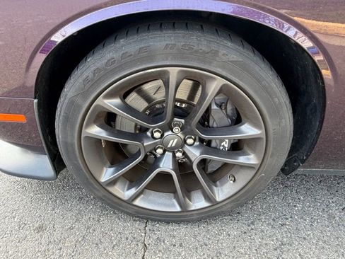 Used 2021 Dodge Challenger R/T Scat Pack w/ Dynamics Package image 11