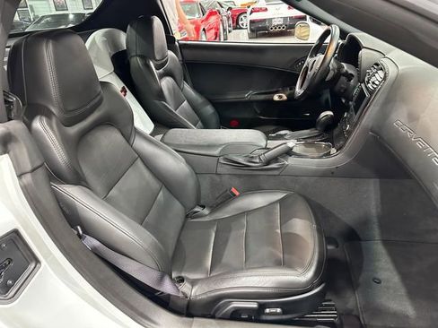 Used 2013 Chevrolet Corvette Grand Sport w/ 3LT Preferred Equipment Group image 18