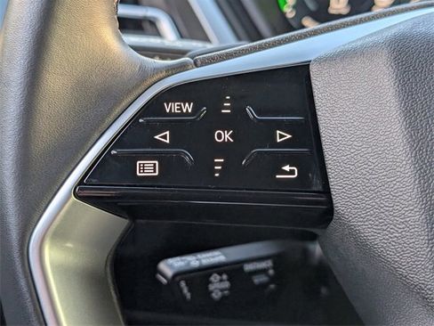 Used 2024 Audi Q4 e-tron Premium image 21