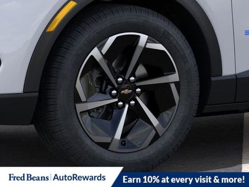 New 2026 Chevrolet Equinox EV LT image 9