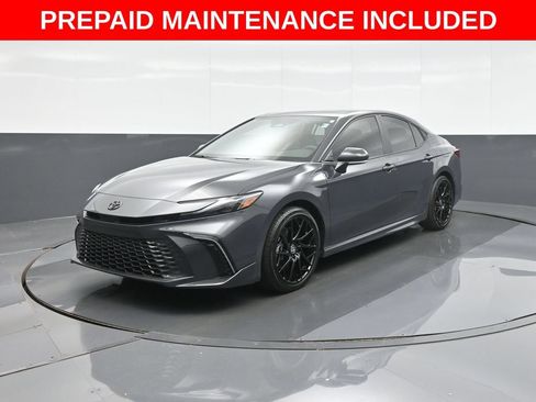 Used 2026 Toyota Camry XSE FWD image 3
