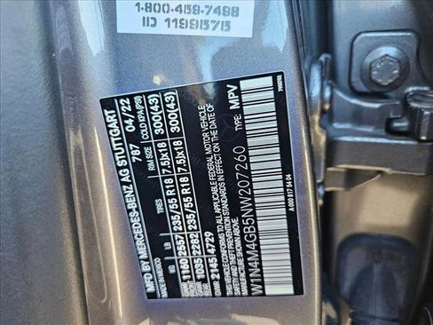 Used 2022 Mercedes-Benz GLB 250 image 24