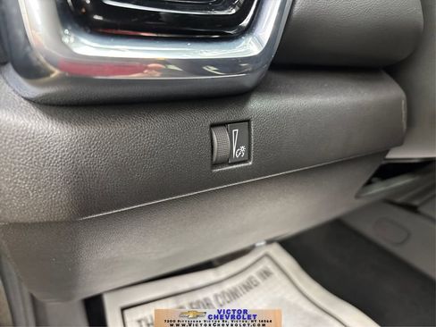 Used 2024 GMC Canyon Elevation w/ Elevation Premium Package image 32