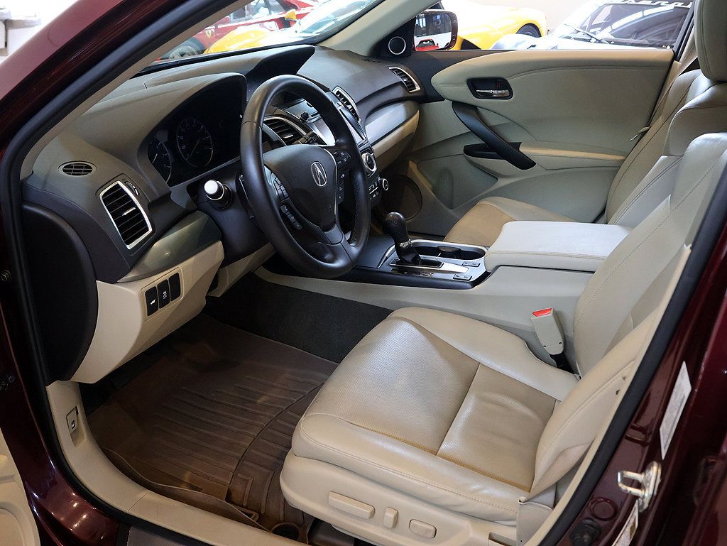 Used 2017 Acura RDX w/ Technology Package AWD/4WD image 4