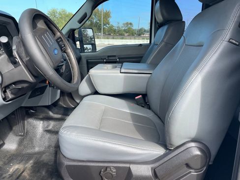 Used 2015 Ford F250 XL w/ Power Equipment Group image 21