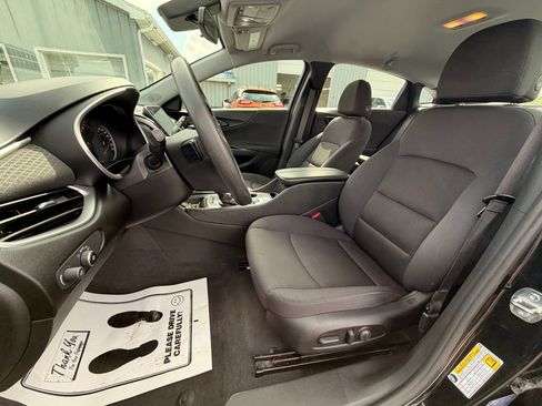 Used 2023 Chevrolet Malibu LT FWD image 10