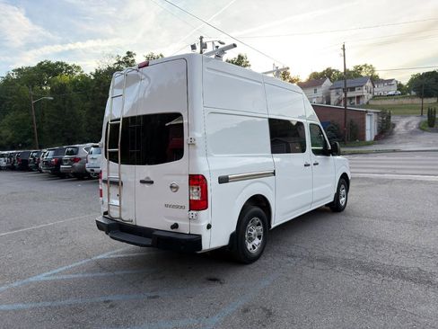 Used 2018 Nissan NV 2500 SV w/ Navigation Package RWD image 5