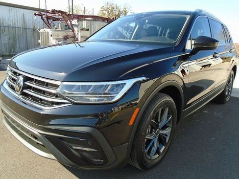 Used 2022 Volkswagen Tiguan SE image 5