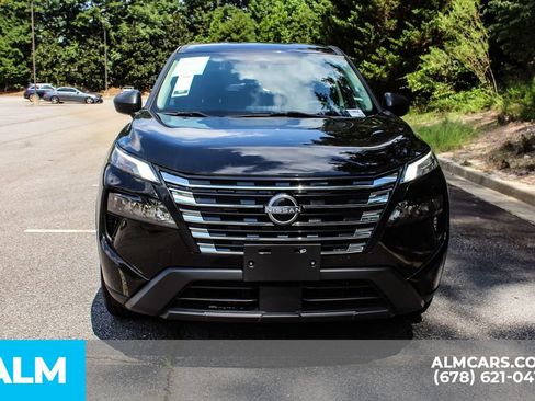 Used 2024 Nissan Rogue S AWD/4WD image 9