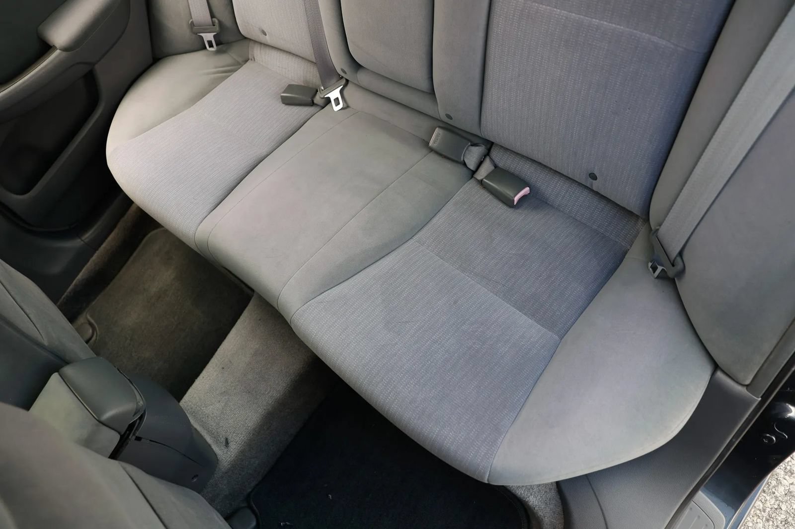 Used 2004 Honda Accord LX image 20