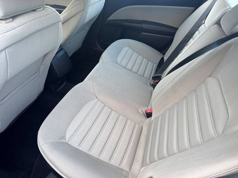 Used 2018 Ford Fusion S FWD image 3