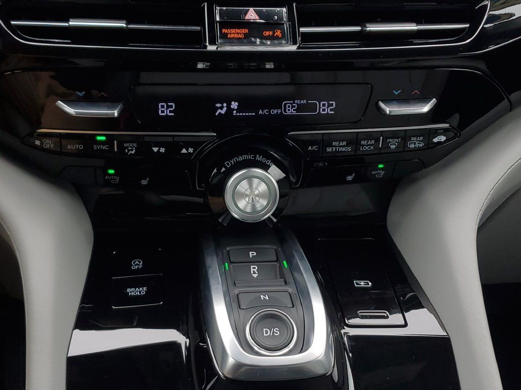 Certified 2026 Acura MDX w/ Technology Package FWD image 28
