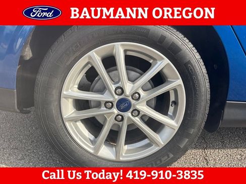 Used 2018 Ford Focus SE FWD image 11