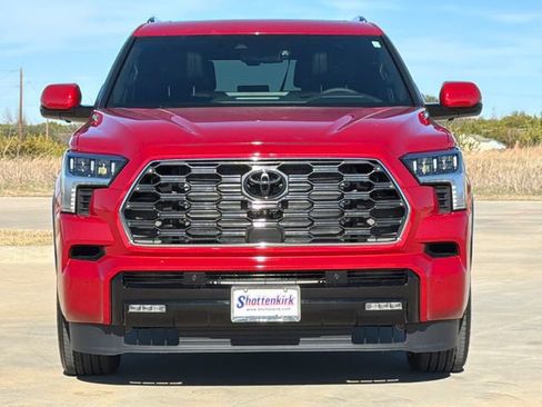 Used 2025 Toyota Sequoia Platinum image 2