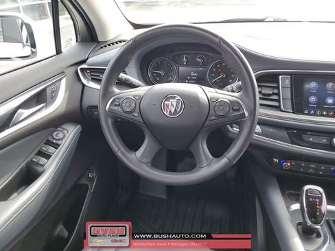 Used 2021 Buick Enclave Essence image 11