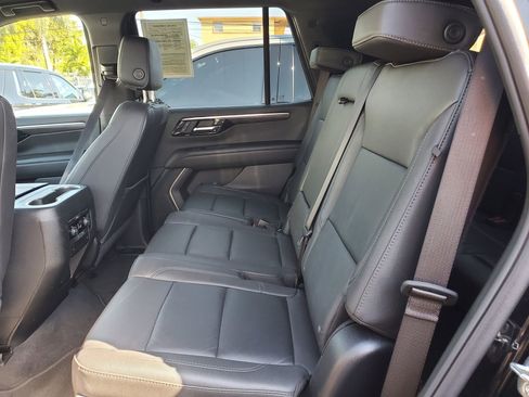 Used 2025 Chevrolet Tahoe Z71 image 11