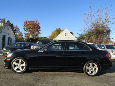 Used 2012 Mercedes-Benz C 300 4MATIC Sedan image 4
