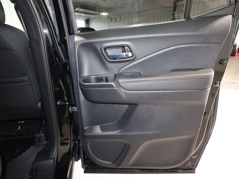 Used 2023 Honda Ridgeline Black Edition image 18