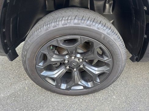 Used 2022 RAM 1500 Limited AWD/4WD image 9