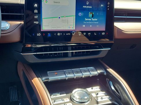 New 2026 Lincoln Nautilus Reserve AWD/4WD image 28