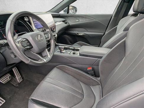Used 2024 Lexus RX 500h F Sport w/ Convenience Package image 16