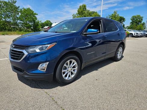 Used 2019 Chevrolet Equinox LT w/ Driver Convenience Package FWD image 3