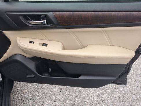 Used 2019 Subaru Outback 2.5i Limited w/ Popular Package #2 image 38