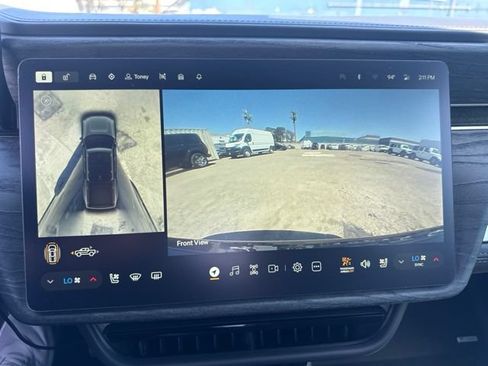 Used 2022 Rivian R1T Adventure AWD/4WD image 30