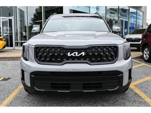 Used 2024 Kia Telluride EX X-Line AWD/4WD image 3