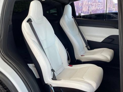 Used 2022 Tesla Model X Plaid AWD/4WD image 25