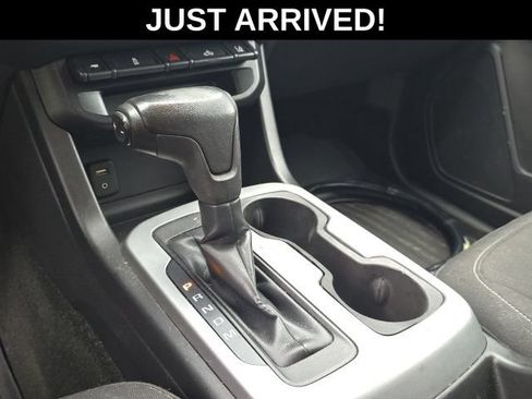 Used 2016 Chevrolet Colorado LT w/ LT Convenience Package RWD image 14