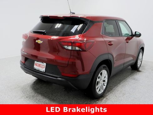 Used 2024 Chevrolet TrailBlazer LS w/ LS Convenience Package image 7