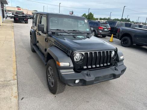 Used 2022 Jeep Wrangler Unlimited Sport AWD/4WD image 21