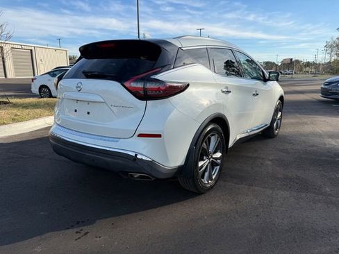 Used 2019 Nissan Murano Platinum image 11