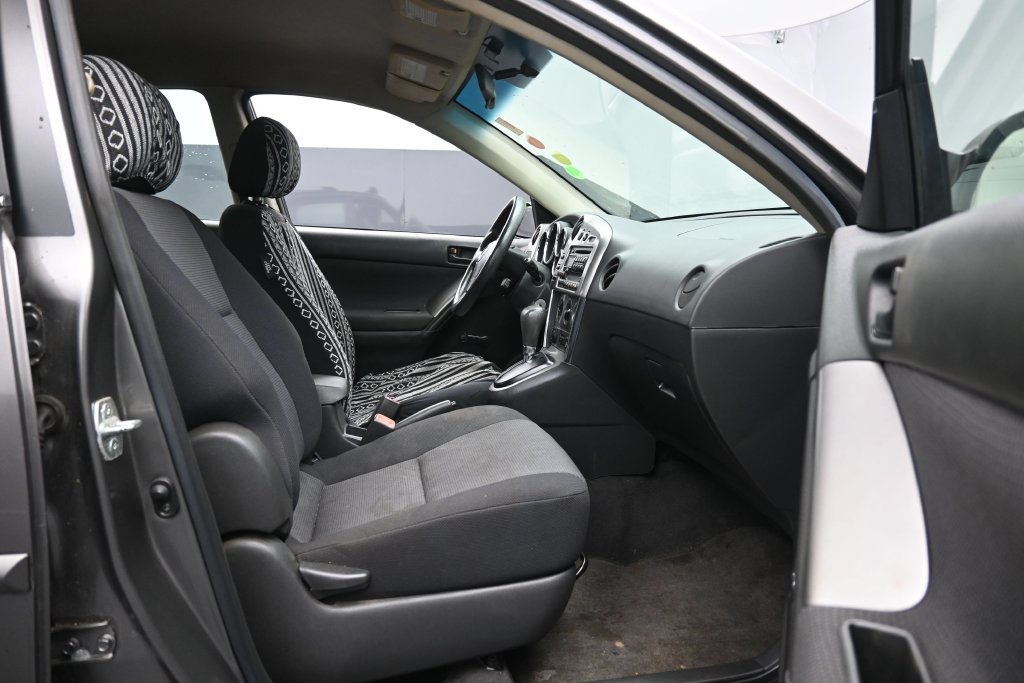 Used 2008 Pontiac Vibe FWD image 22