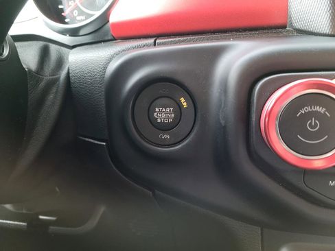 Used 2019 Jeep Wrangler Unlimited Rubicon image 13